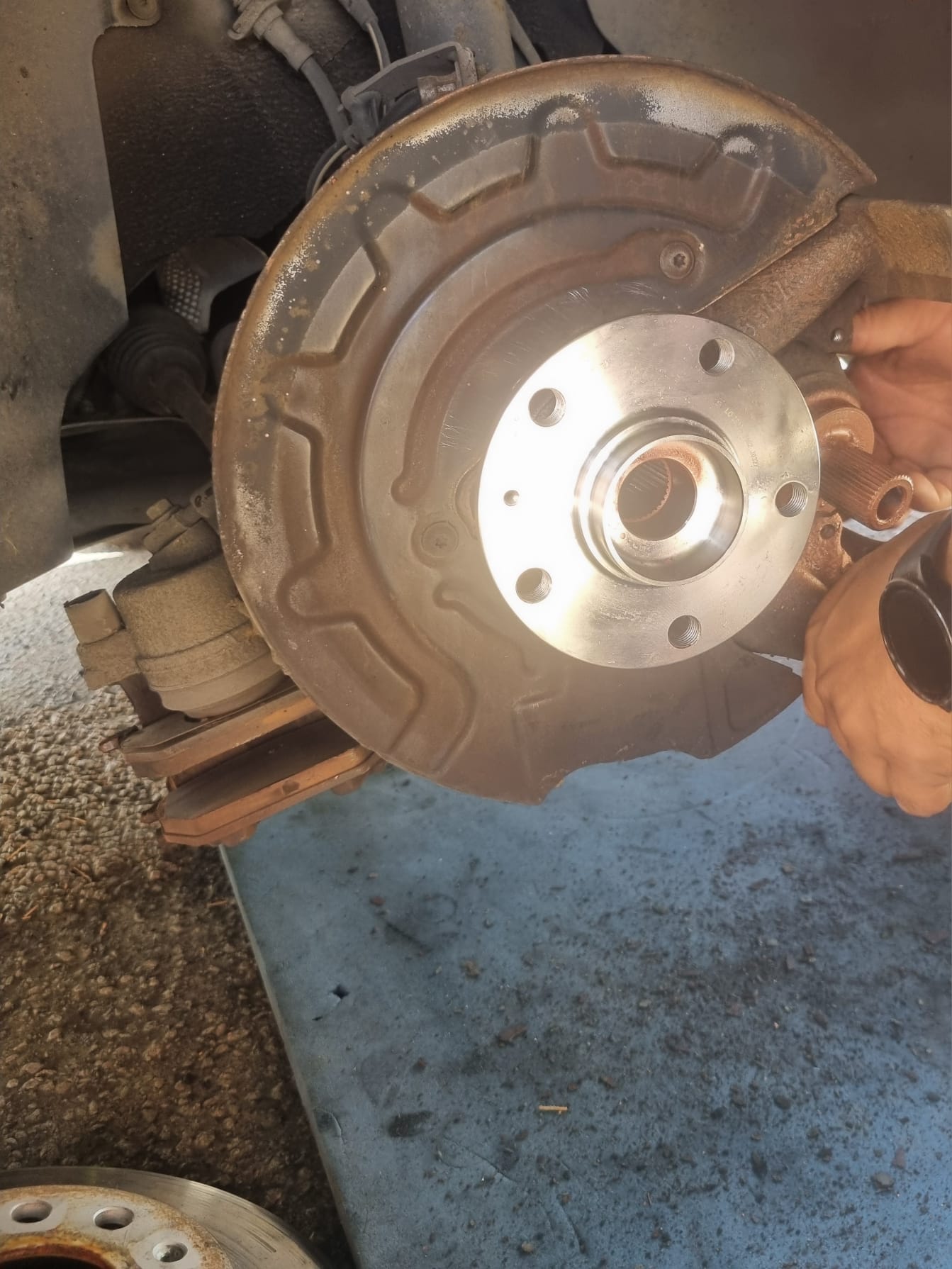 Hub Wheel Bearing Replacements - Mobile Mechanics